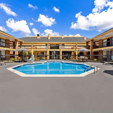 ベストウェスタン ファイエットビル イン Fayetteville エクステリア 写真