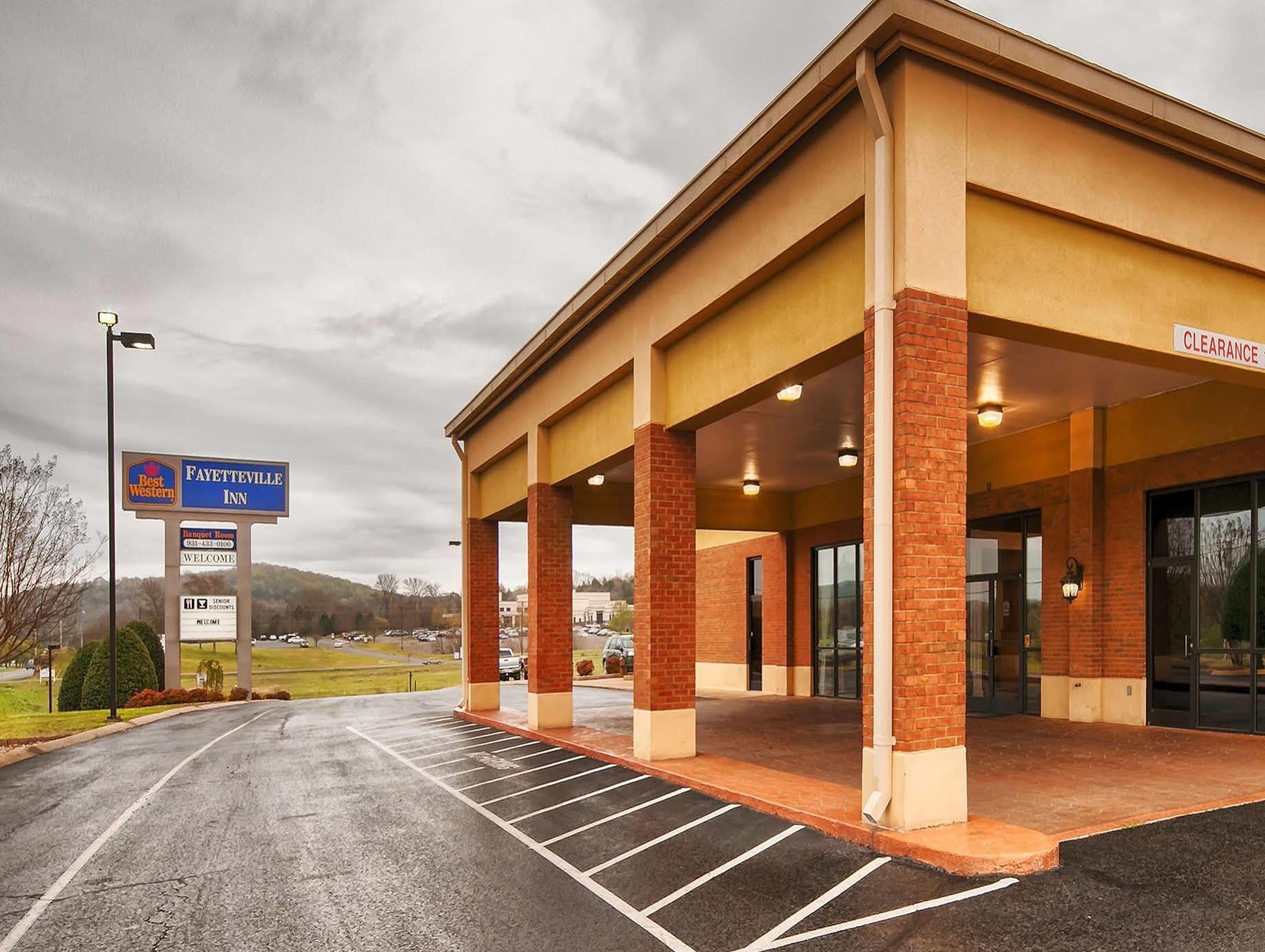 ベストウェスタン ファイエットビル イン Fayetteville エクステリア 写真